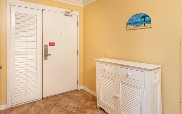 Phoenix V by Brett/Robinson Vacations