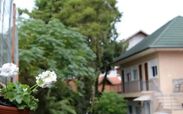 Pousada Caminho Das Rosas