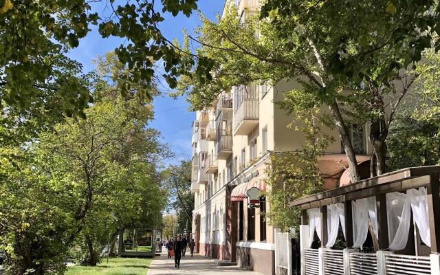 Apartments on Lenin Avenue 75