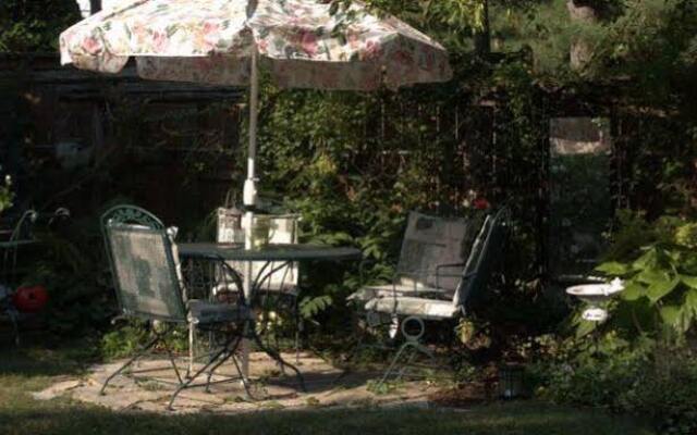 Riverwalk Bed & Breakfast