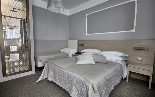 Rouge Hotel International