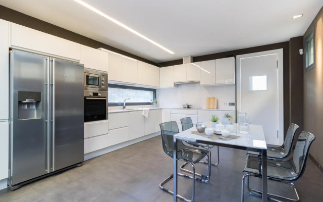 El Soto de Sojuela Luxury Chalet, Golf&Bosque