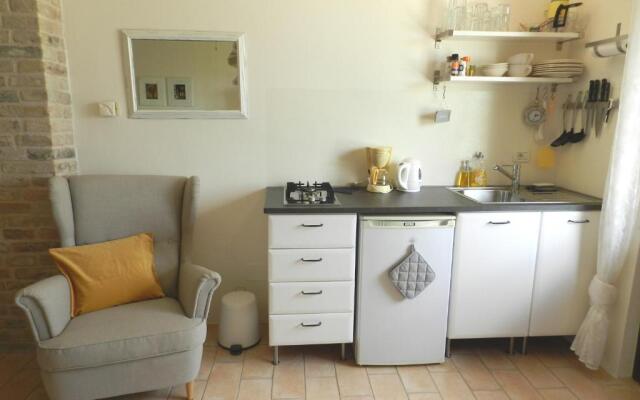Rosa nel Pozzo Apartments and B&B