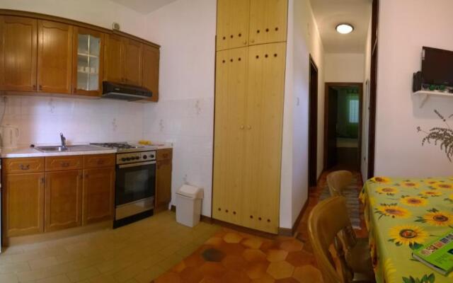 Apartment Peroj 133