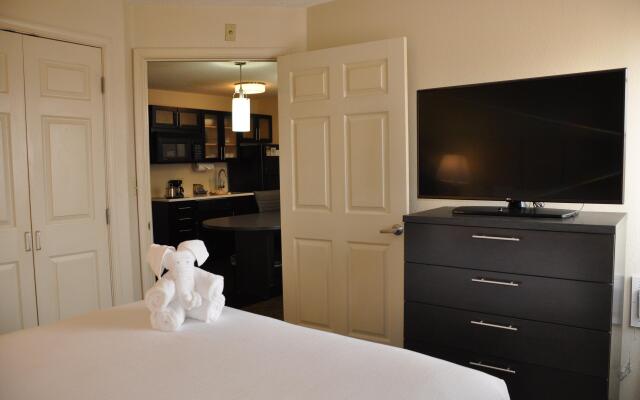 Candlewood Suites Herndon, an IHG Hotel