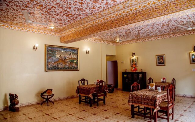 Anuraag Villa