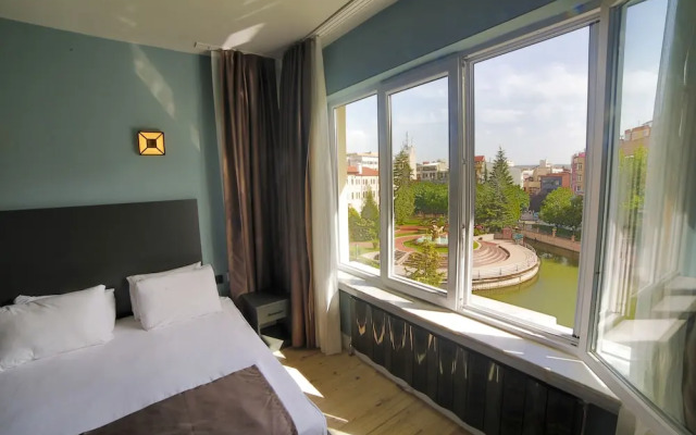 Atos Otel