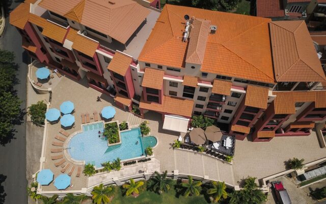 The Plaza Suites