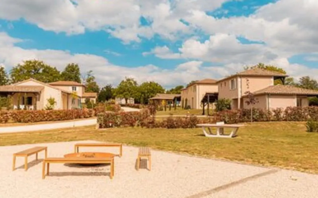 Spacious Villa With Large Garden