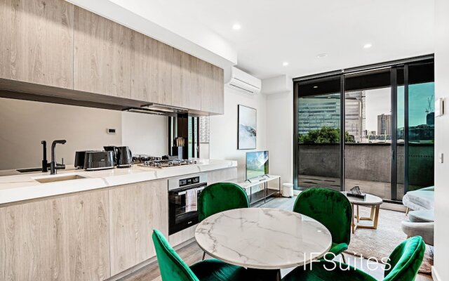 IFSuites Melbourne Village