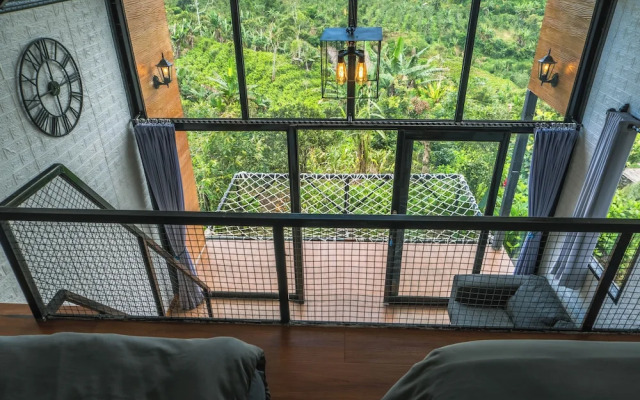 Alam Kita Glamping & Plantation