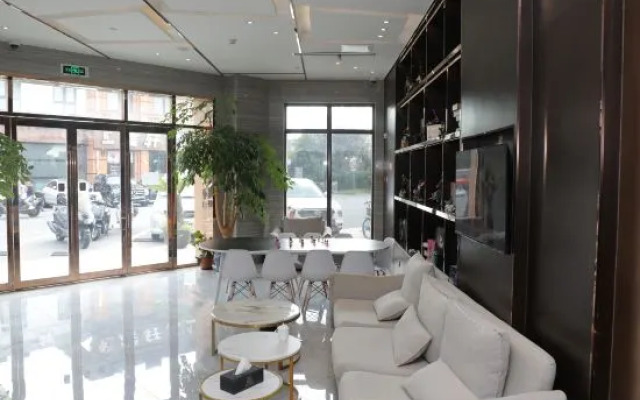 Mtiger E-Sports Hotel