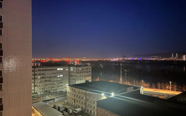 Саквояж на улице Дубровинского