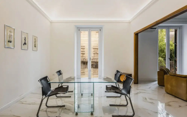 Upscale Urban Apartment