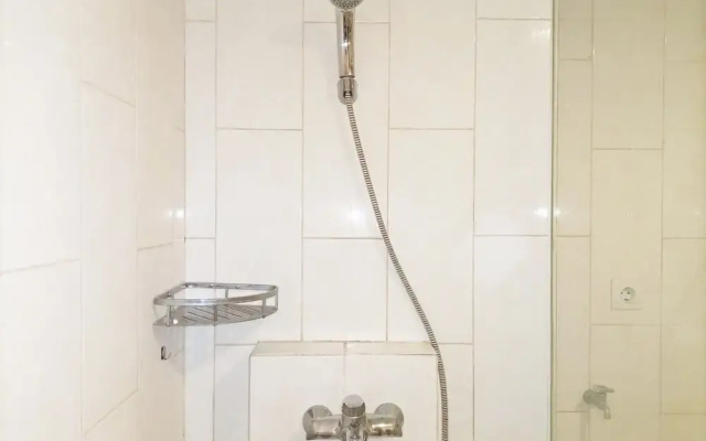 Luxurious Studio At Mataram City Apartment