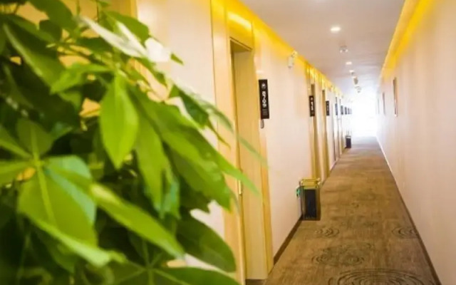 GreenTree Inn Hefei Development Zone Binhu College