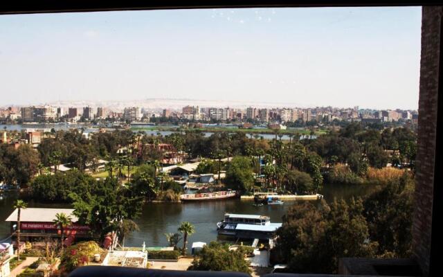 Luxury Duplex penthouse with Full Great Nile view, entire apartment