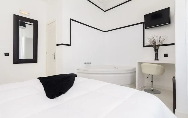 Hostal Gran Via 63 Rooms