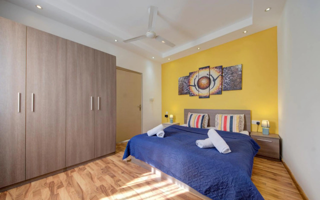 Sliema Ferries 2-bedroom Apt with views