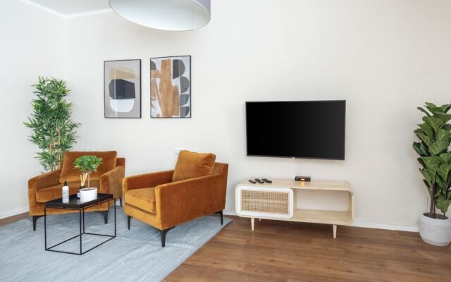 Primeflats Huge Apartment At Gasometer 17