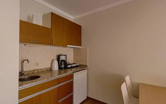 Akalia Suite Hotel & Spa