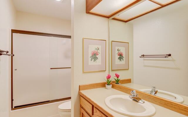 Wildflower Condos by Village Properties at Sunriver