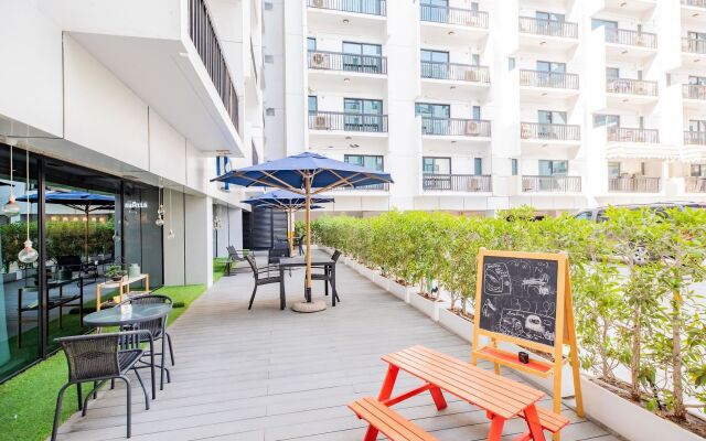 Golden Sands Hotel Apartments