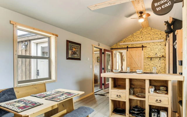 Fishing & Views: 'river Paradise' in Dubois!