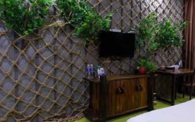 Dingyuan ancient charm theme Business Hotel