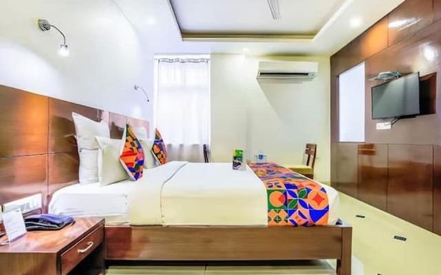 FabHotel Tipsyy Inn Suites