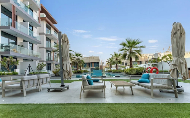 Modern 1 BR Oxford Terraces