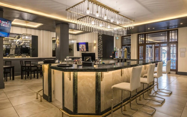 Cape Legacy - Luxurious Must-have Studio