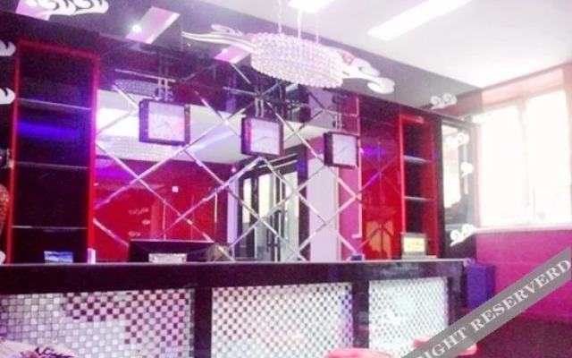 Xianrenge Express Hotel