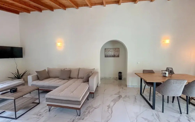 Magellanos Mint House- Kinopiastes