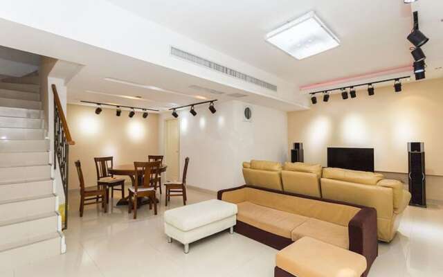 Jhouse Hongqiao Villa 7