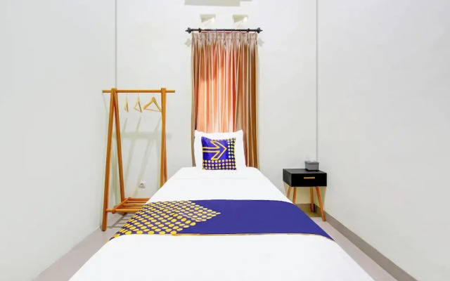 SPOT ON 94076 Tinampi House Syariah
