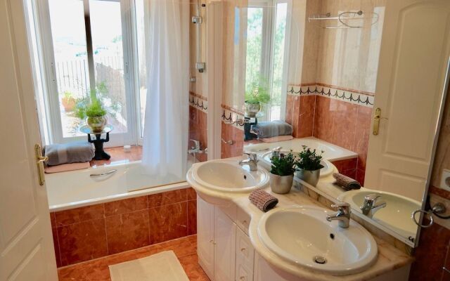 Amazing Views Duplex El Porton De Mijas