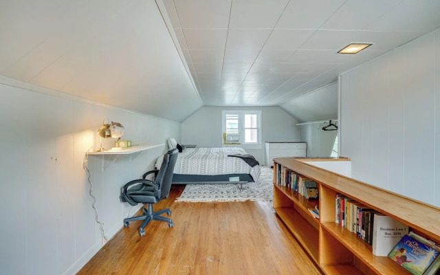 Pet-friendly Southfield House w/ Ping-pong Table!