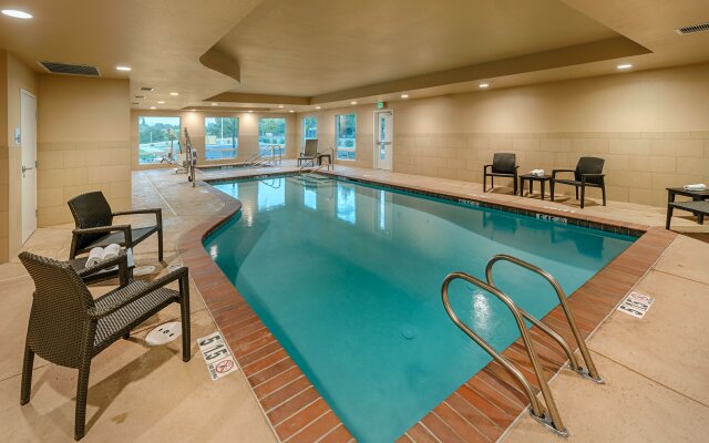 Holiday Inn Express Hotel & Suites Red Bluff-South Redding, an IHG Hotel