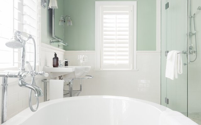 Romero by Avantstay Stunning Villa Close to Beach w/ Pool & Spa