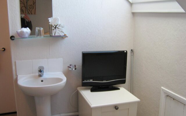 Dunedin Guest House