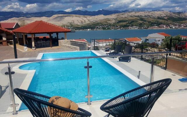 Apartments Ivita