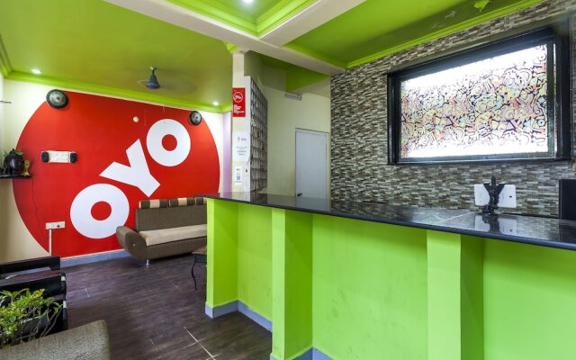 OYO 2374 Renton Manor