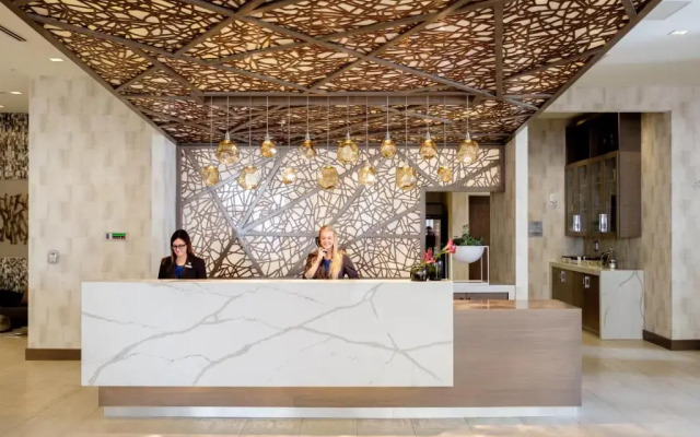 AC Hotel Cincinnati at The Banks