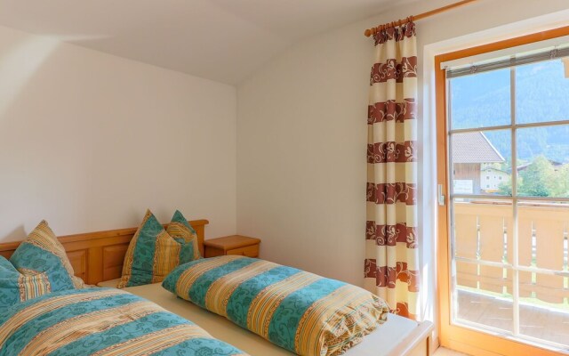 Cozy Apartment in Mühlbach With Parking