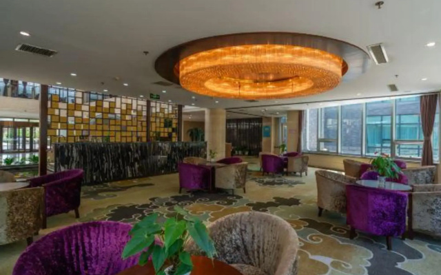 Grand Cloud View Hotel