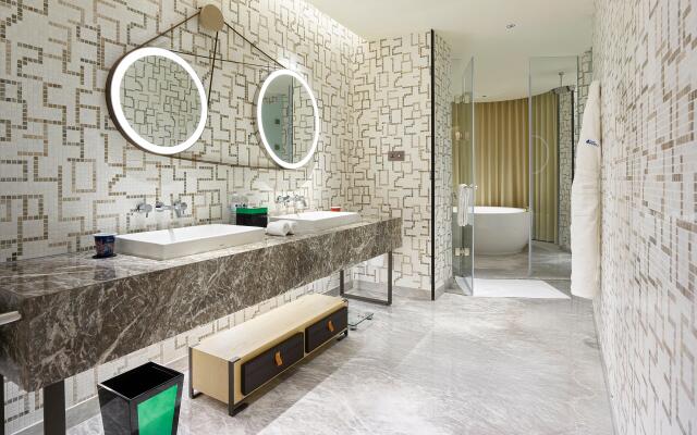 Hotel Indigo Kaohsiung Central Park by IHG
