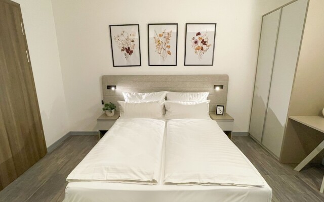 ARUS Hotels