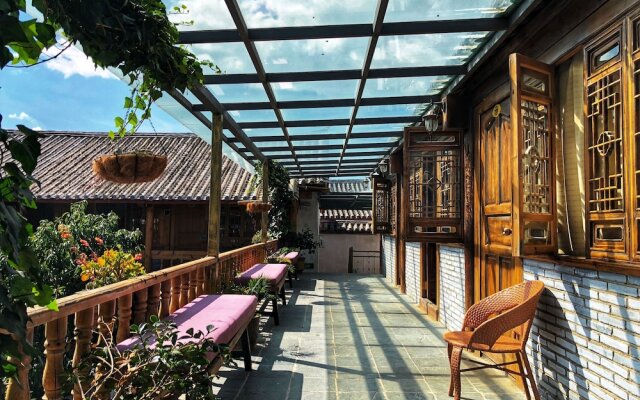 Tourist Courtyard Hotel