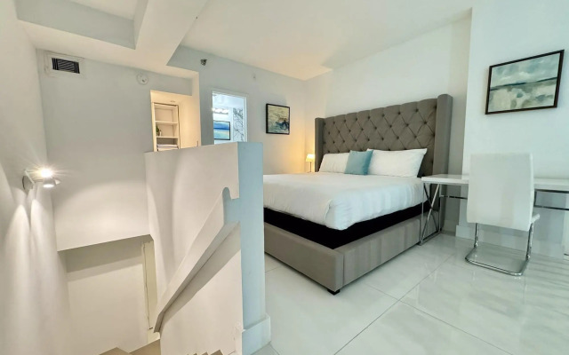 SeaStays Apartments